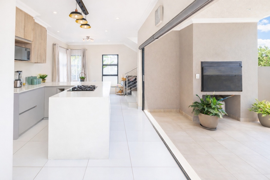 3 Bedroom Property for Sale in Melodie North West